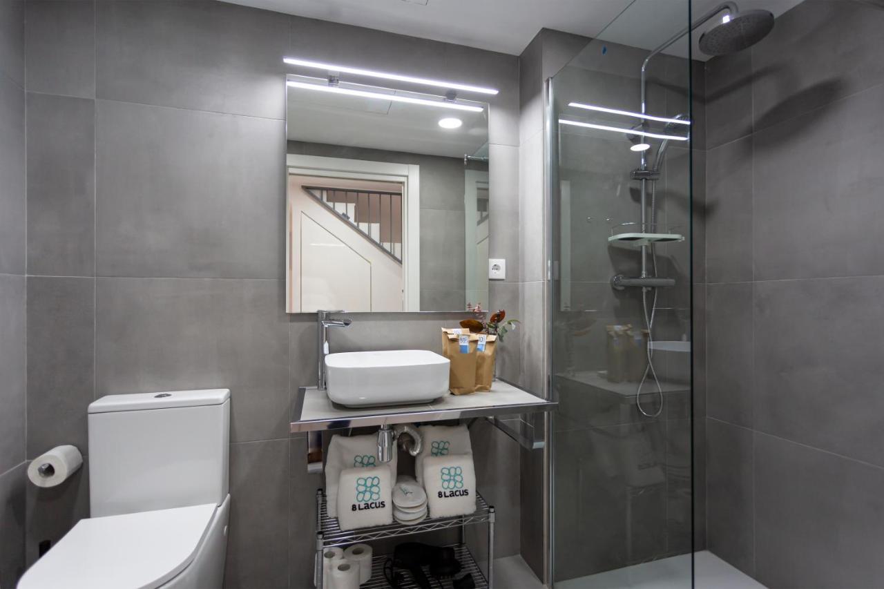8 lacus duplex L'Hospitalet de Llobregat Extérieur photo